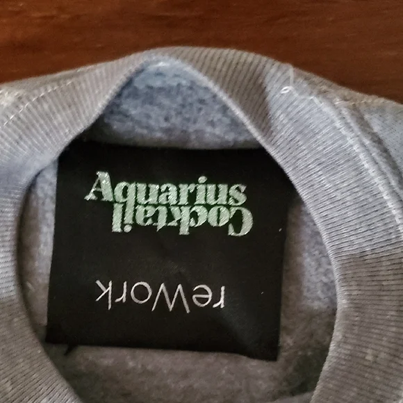 Women's Scoop Neck Grey Smiley Sweatshirt - Unbranded - Picture 3 of 4